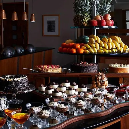 Hotel The Galmont &