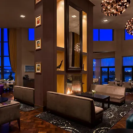 Hotel The Galmont & 4*