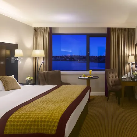 The Galmont & Hotel