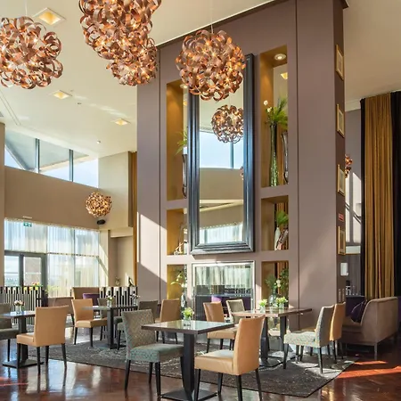 Hotel The Galmont & 4*