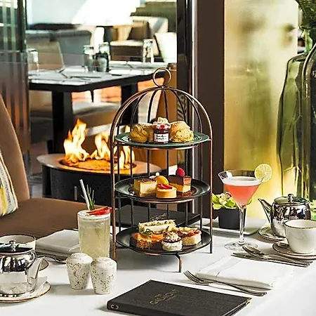 Hotel The Galmont & 4*