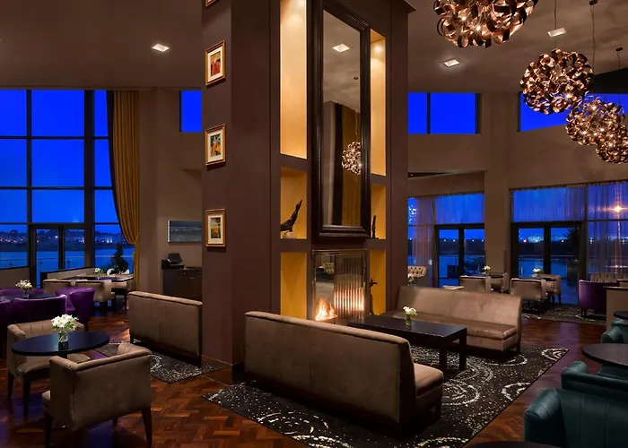 Hotel The Galmont & 4*