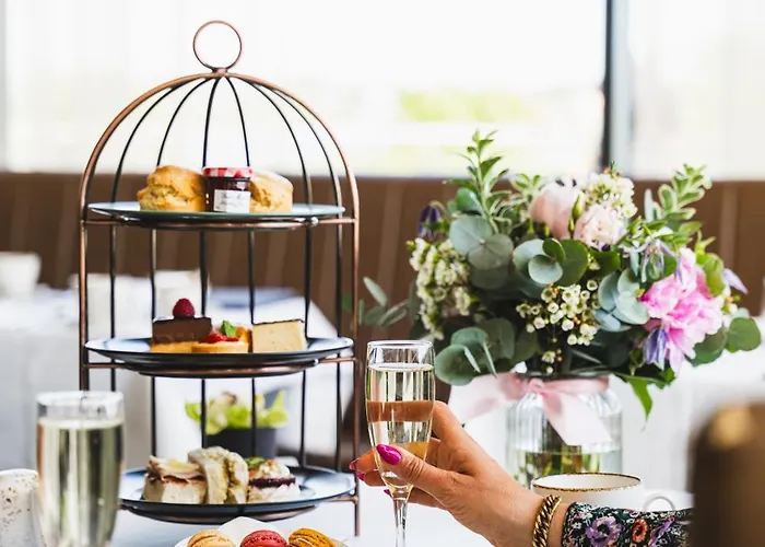 Hotell The Galmont & Galway